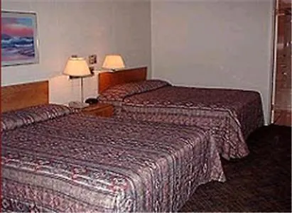 Clansman Motel North Sydney Room photo