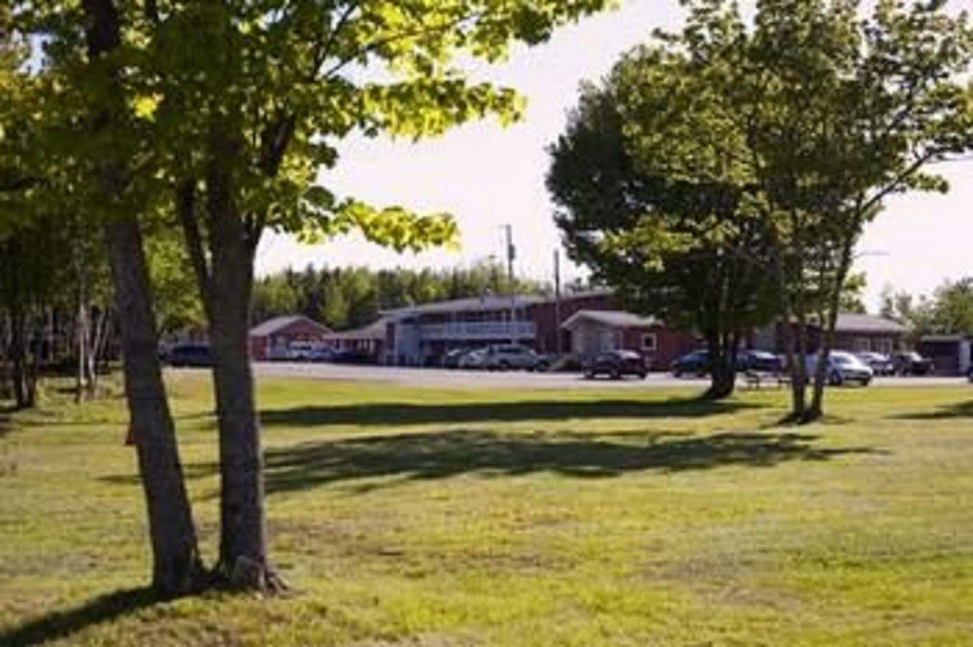 Clansman Motel